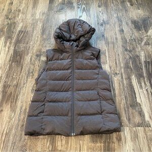 Uniqlo Gray Quilted Vest with detachable Hood Women Large